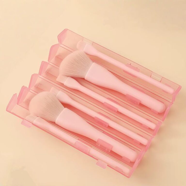 New candy-colored makeup brush six-piece multi-functional portable box makeup brush eye beauty tool set
